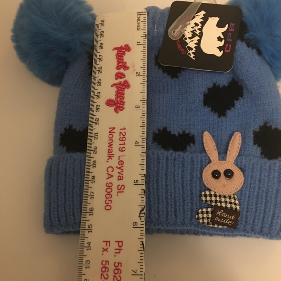 Loving heart toddlers Beanie ❤️ - Picture 4 of 4